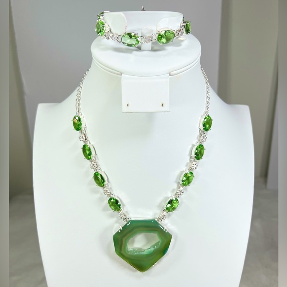 Green Solar Quartz Large Gemstone Necklace & Bracelet ONLY - Picture 1 of 9